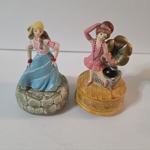 Vintage Spencers Gifts Music Box 1974 Porcelain